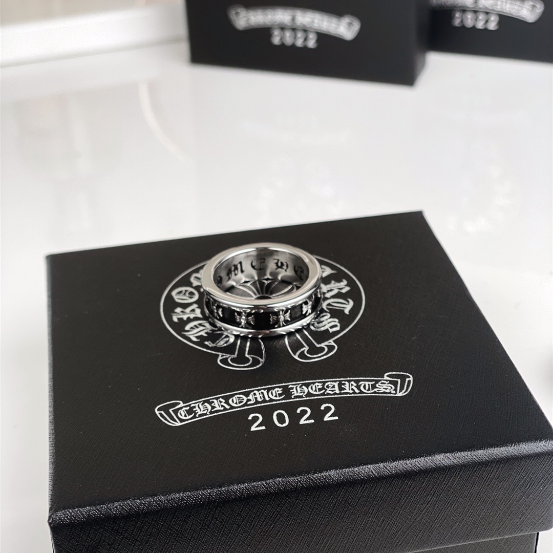 Chrome Hearts(クロムハーツ)クロスカービングリング - 画像 (6)