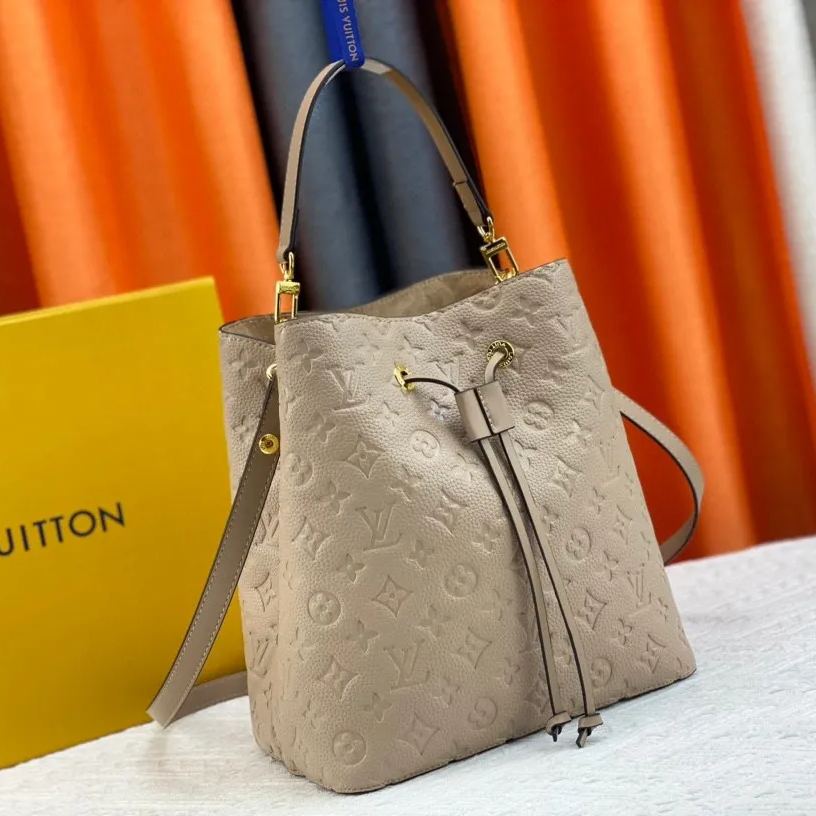 Louis Vuitton お洒落な【ネオノエバッグ MM】レザー 多用途 M45256 M45306 M44022 - 画像 (12)