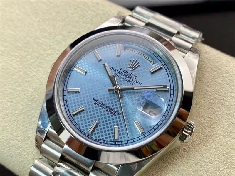 ロレックス デイデイト40 228206 アイスブルー - 画像 (4)