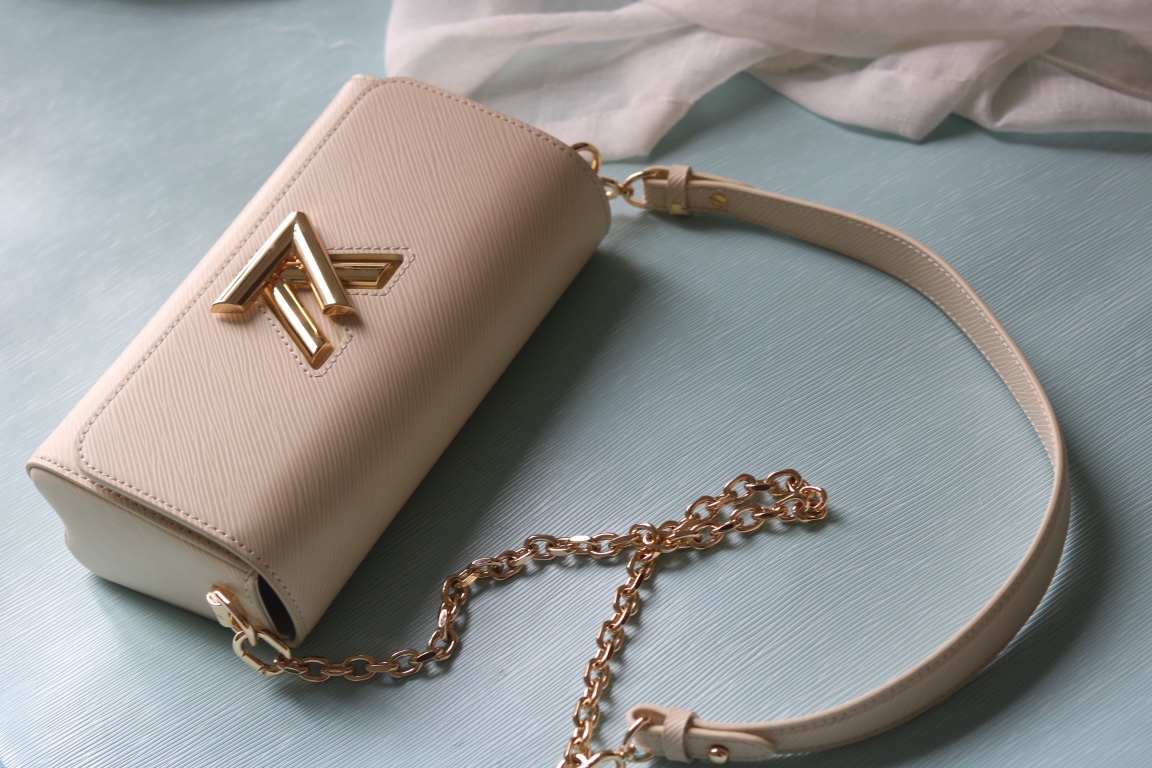 Louis Vuitton 多用途な ショルダーバッグ【ツイスト WEST】人気 M50397 M24566 M24548 M24549 - 画像 (7)