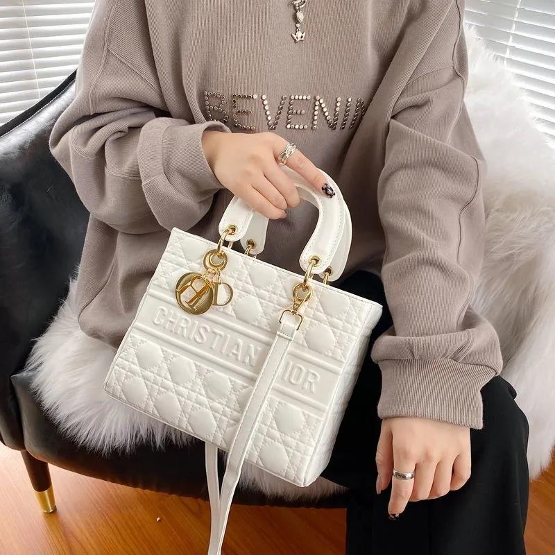 🔥Dブランドファッション レトロなエンボスハンドバッグ👜【50%OFF+代金引換送料無料】 - 画像 (12)