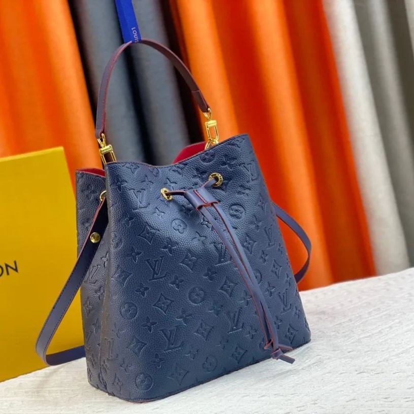 Louis Vuitton お洒落な【ネオノエバッグ MM】レザー 多用途 M45256 M45306 M44022 - 画像 (39)