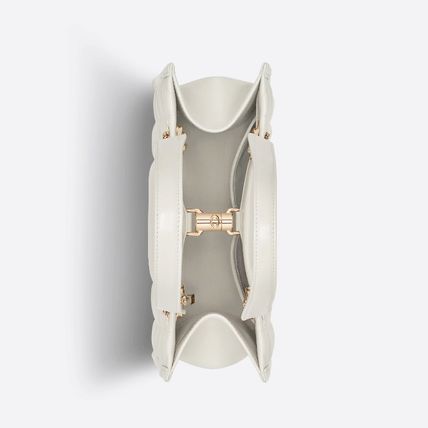 【DIOR】★高級感漂うデザイン★DIOR ESSENTIAL ミディアムトートバック【バッグ】 - 画像 (12)