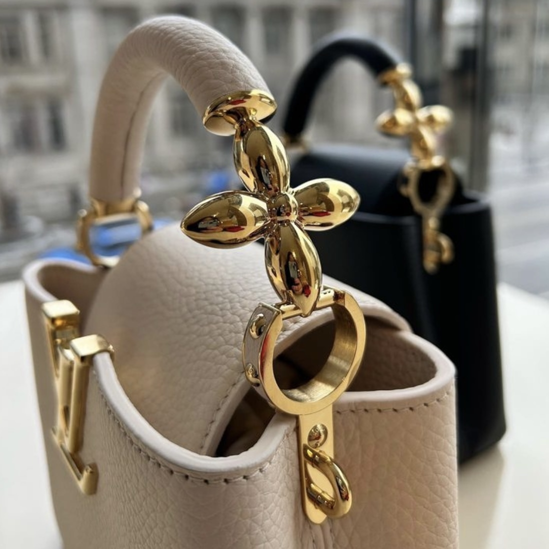 【オーラを感じる佇まい☆】ルイヴィトン ハンドバッグ M23944 M23943 - 画像 (14)