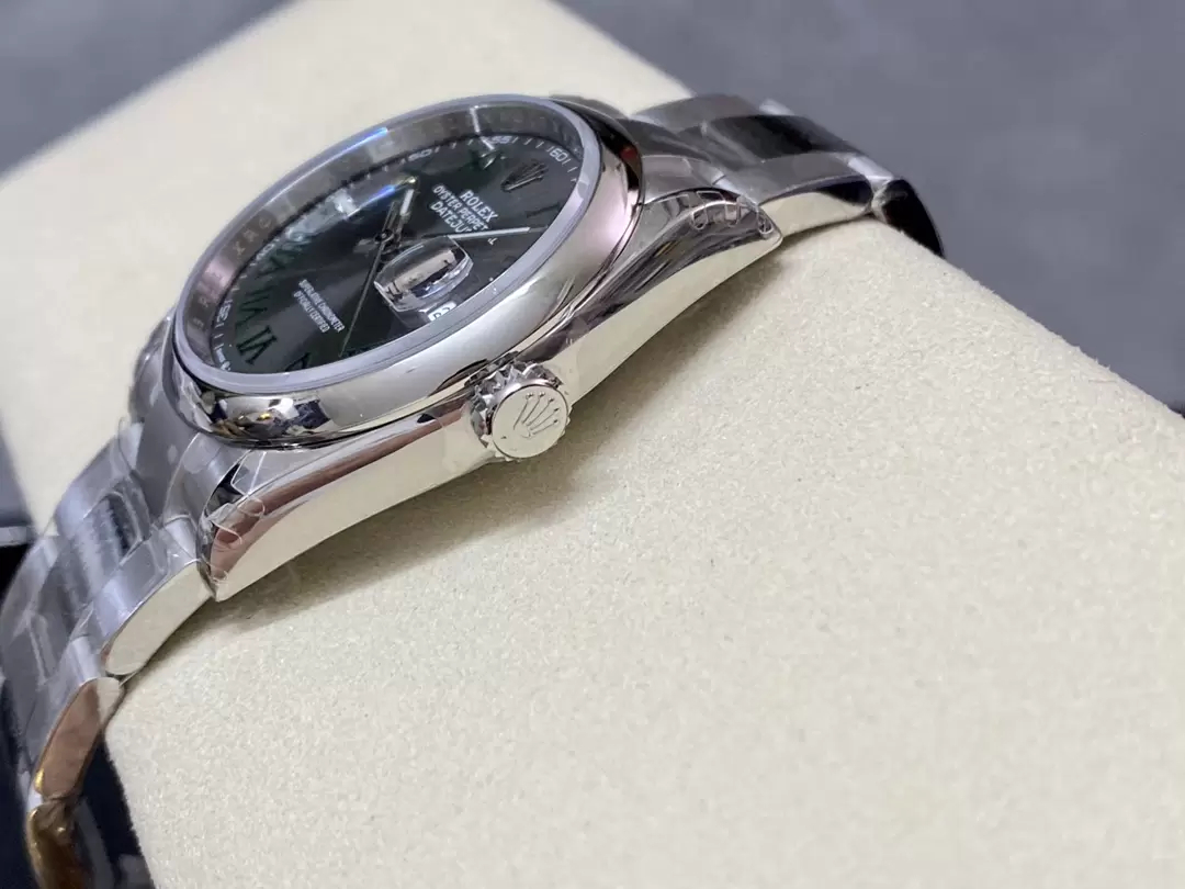 ロレックス デイトジャスト36 126200 - 画像 (7)