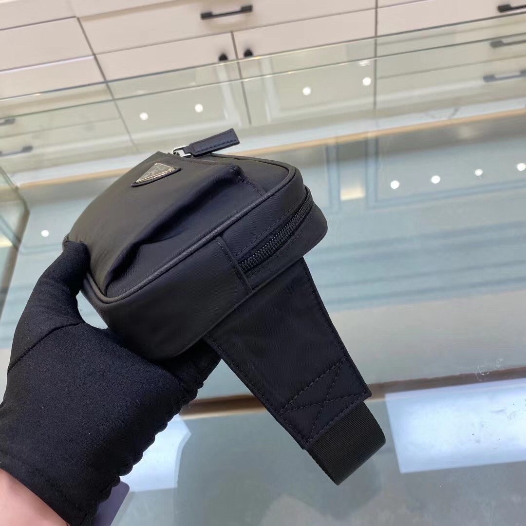 【PRADA 公式旗艦店】プラダ ウエストポーチ 当日出荷 好評に付き再入荷21*12.5*4.5CM - 画像 (3)