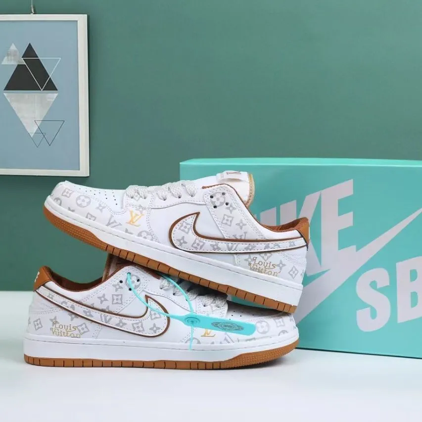 【正規品保証、公式と同じデザイン】NIKE 新作限定販売♪最新 gucci&The North Face SB LOW【海外ブランド直営店】 - 画像 (5)