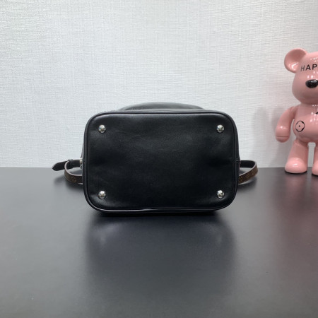 【LOUIS VUITTON】No Way Vibe バッグ – モードなエッジが効いた注目の新作 M14377 - 画像 (5)