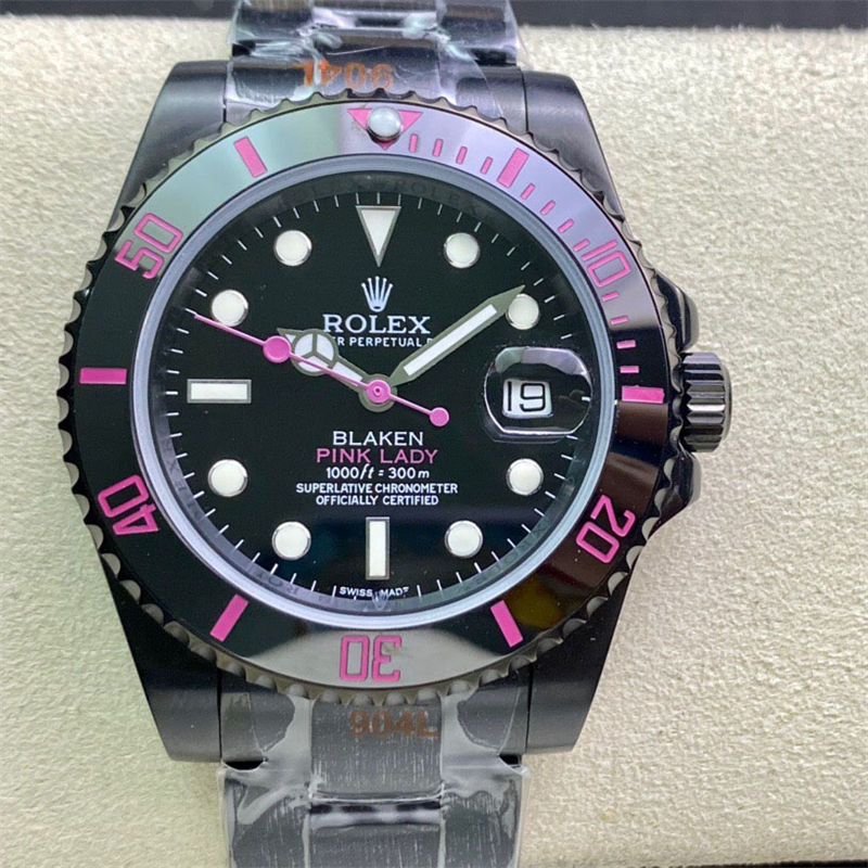 ロレックス サブマリーナーデイトBLAKEN - 画像 (10)