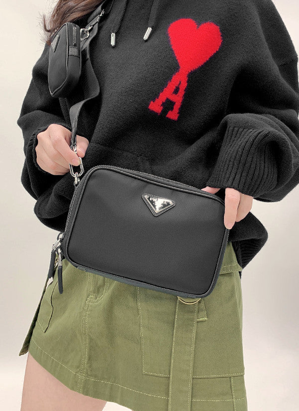 ♦PRADA♦レディースショルダーバッグ☆正規品☆ - 画像 (4)