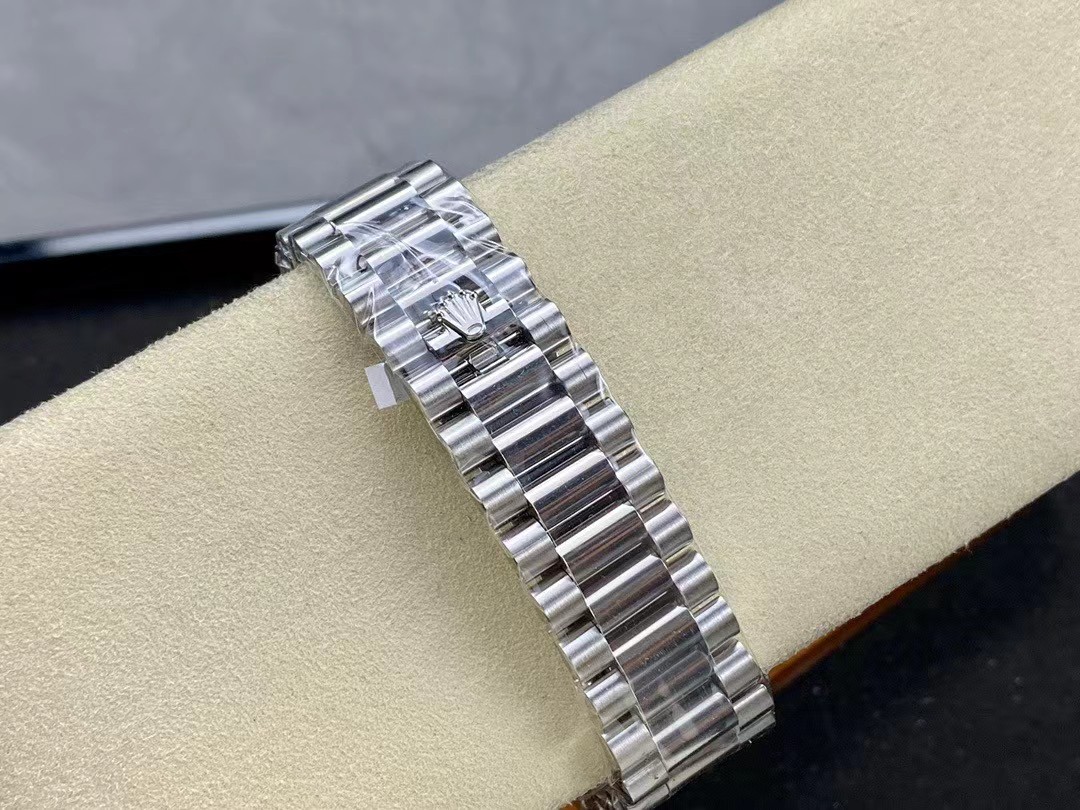 ロレックス デイデイト40 228236-0018 - 画像 (8)