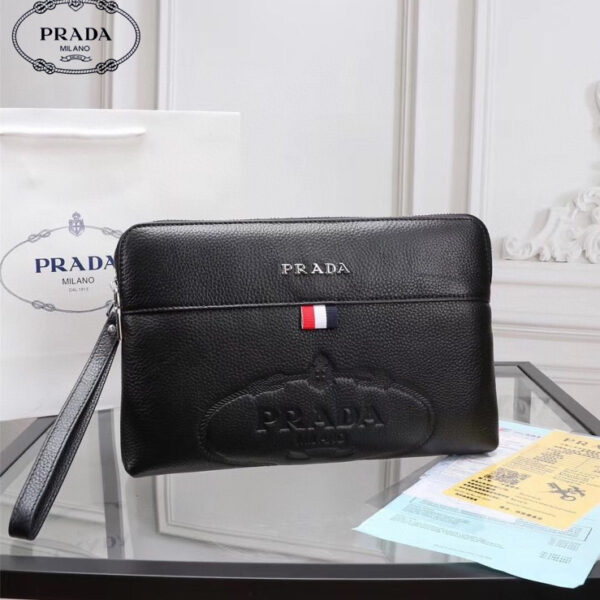 【PRADA 公式旗艦店】プラダ クラッチバッグ 当日出荷 好評に付き再入荷!28*18*3CM