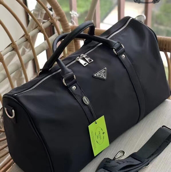 【PRADA 公式旗艦店】プラダ 旅行かばん 当日出荷 好評に付き再入荷!46*26CM