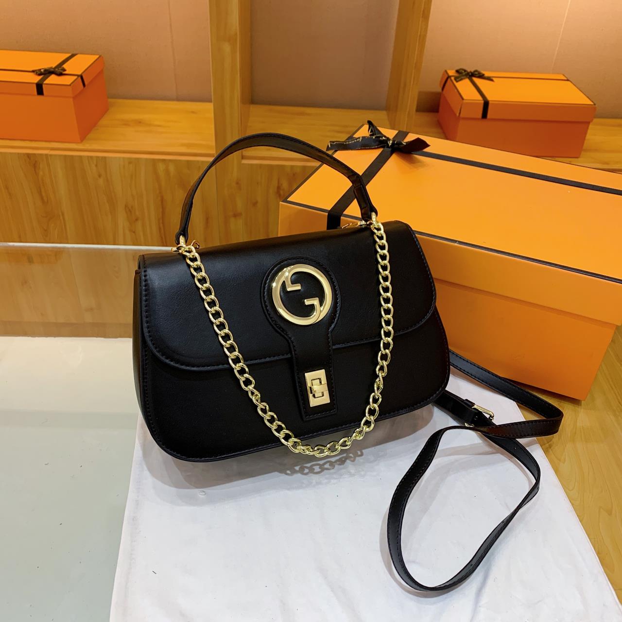 グッチ GGマーモントチェーンショルダーバッグ - 画像 (7)