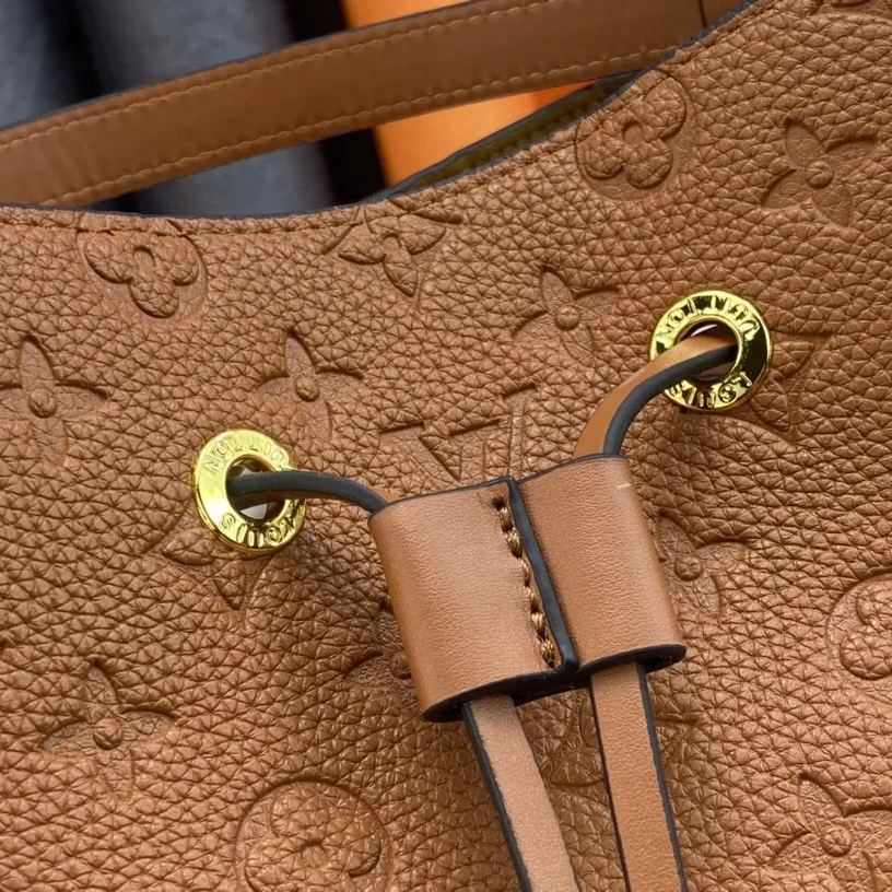 Louis Vuitton お洒落な【ネオノエバッグ MM】レザー 多用途 M45256 M45306 M44022 - 画像 (34)