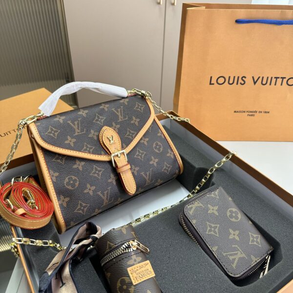 【LOUIS VUITTON】【大人気定番商品】LOUISVUITTON 古い花3点セット お得