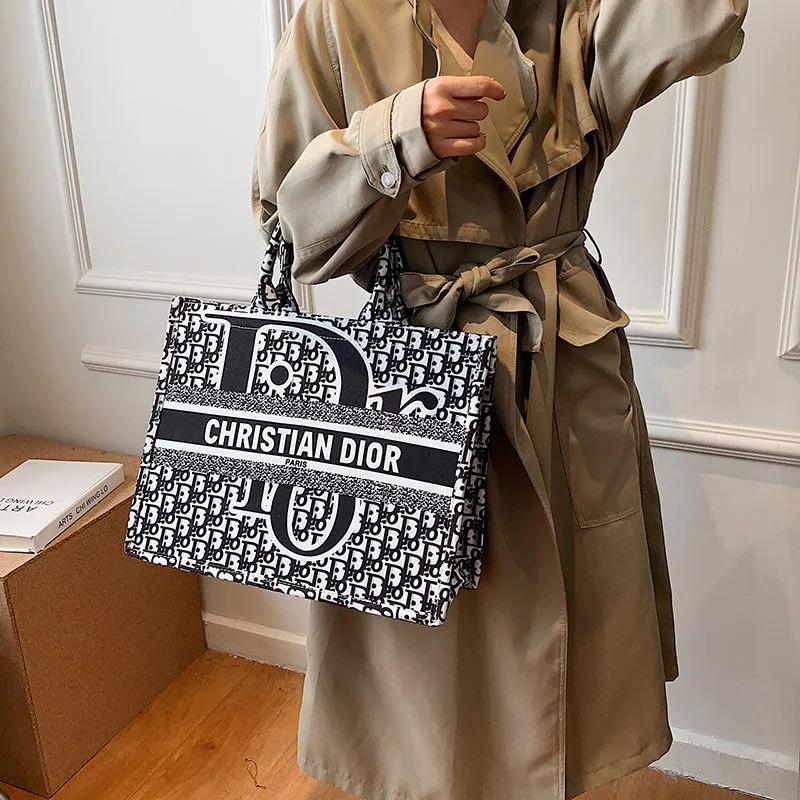 激安卸値で販売!Diorグラフィティスタイル Dブランド トートバッグ【50%割引+送料無料】 - 画像 (10)