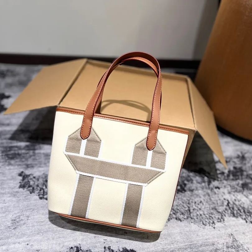 HERMES キャンバス製野菜バスケット - 画像 (35)