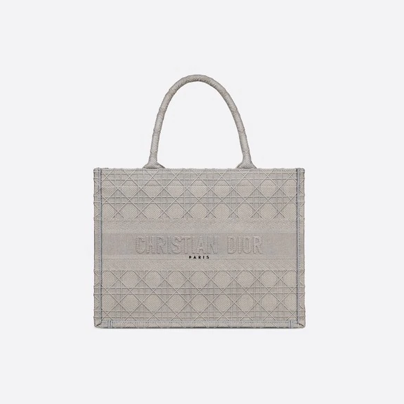 日本先行発売 ディオールブックトート カナージュ エンブロイダリー スモールバッグ ボワ ドゥ ローズ - 画像 (5)