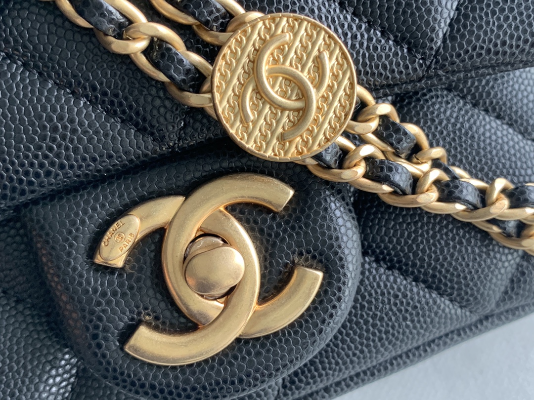 Chanel MINI CLASSIC FLAP BAG 3368 - 画像 (9)