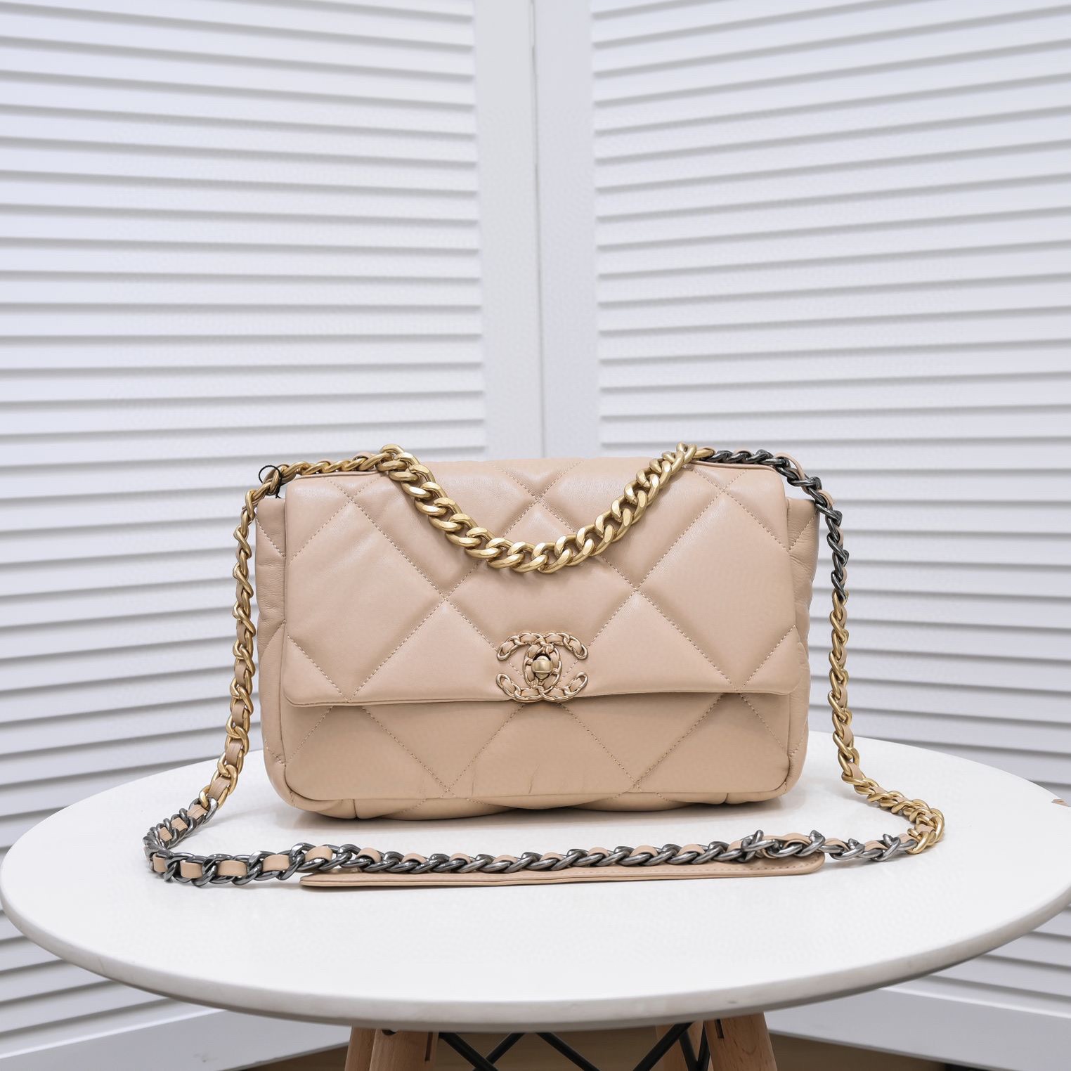 CHANEL 19 AS1160 19BAG - 画像 (15)