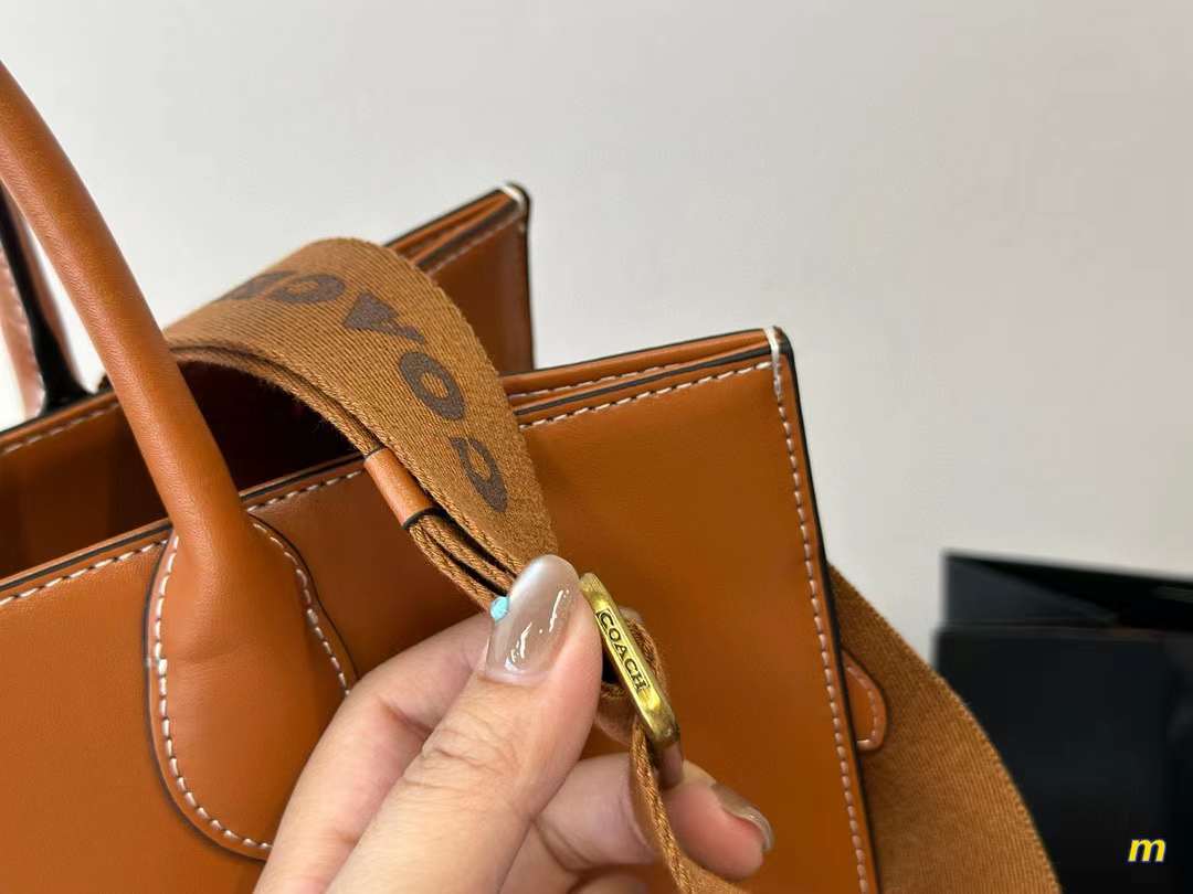 Coach コーチ メッセンジャーバッグ 35*29cm - 画像 (5)