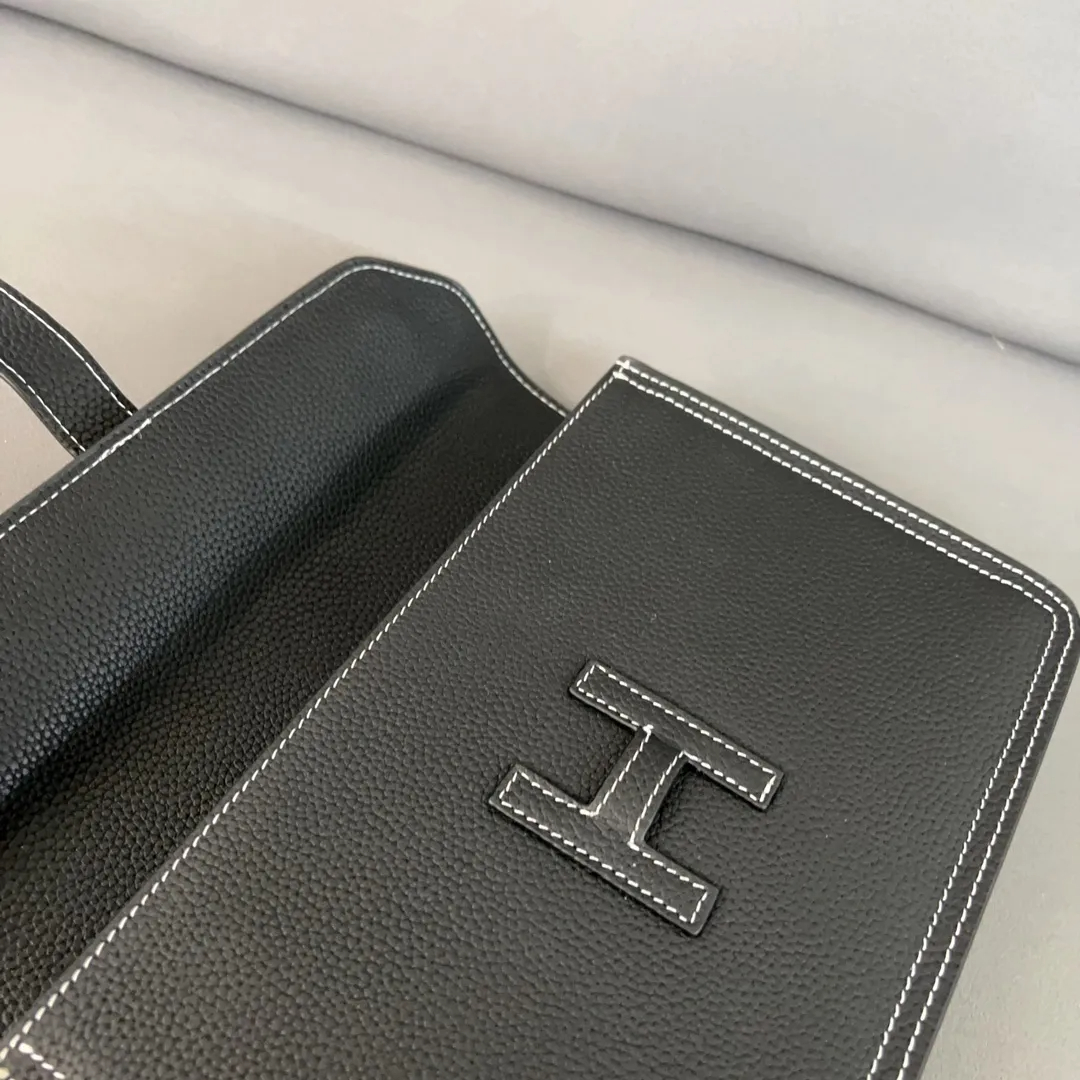 【HERMES 公式旗艦店】エルメス クラッチバッグ 当日出荷 好評に付き再入荷!26*17CM - 画像 (7)
