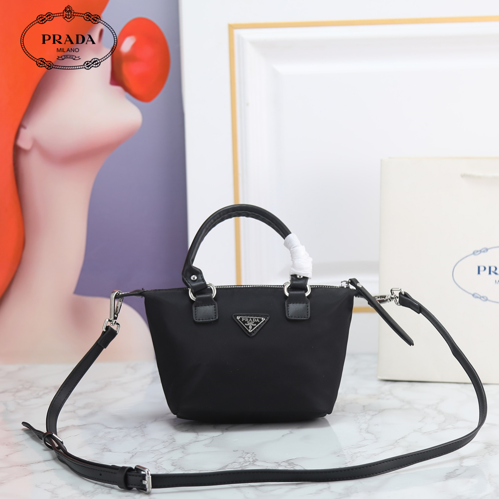 【PRADA 公式 旗艦店】プラダ 斜めがけバッグ 当日出荷 好評に付き再入荷!20*17CM