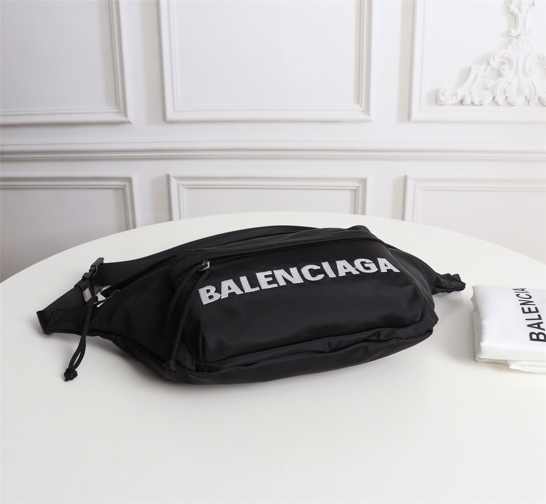 【BALENCIAGA 公式 旗艦店】バレンシアガ ウエストポーチ 当日出荷 好評に付き再入荷!35*10*16CM - 画像 (3)