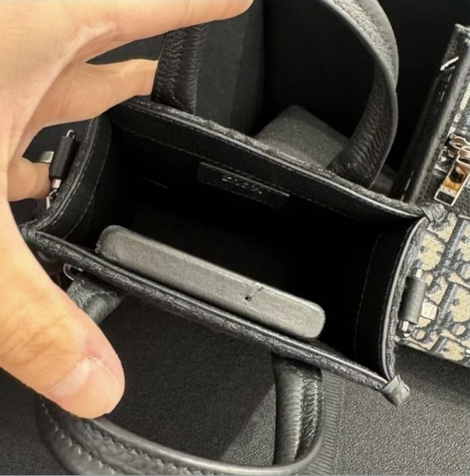 【男女OK★実用的】DIOR SAFARI ノースサウス ミニトートバッグ - 画像 (5)