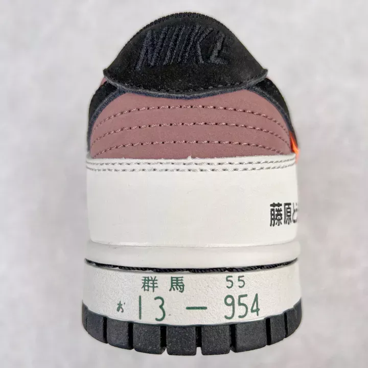 ★NIKE★送関込★激レア確定!世界が欲しがるプレミアムな逸足♪ 【今年の新商品】【新商品発売】頭文字D×NIKE Low Dunks - 画像 (12)