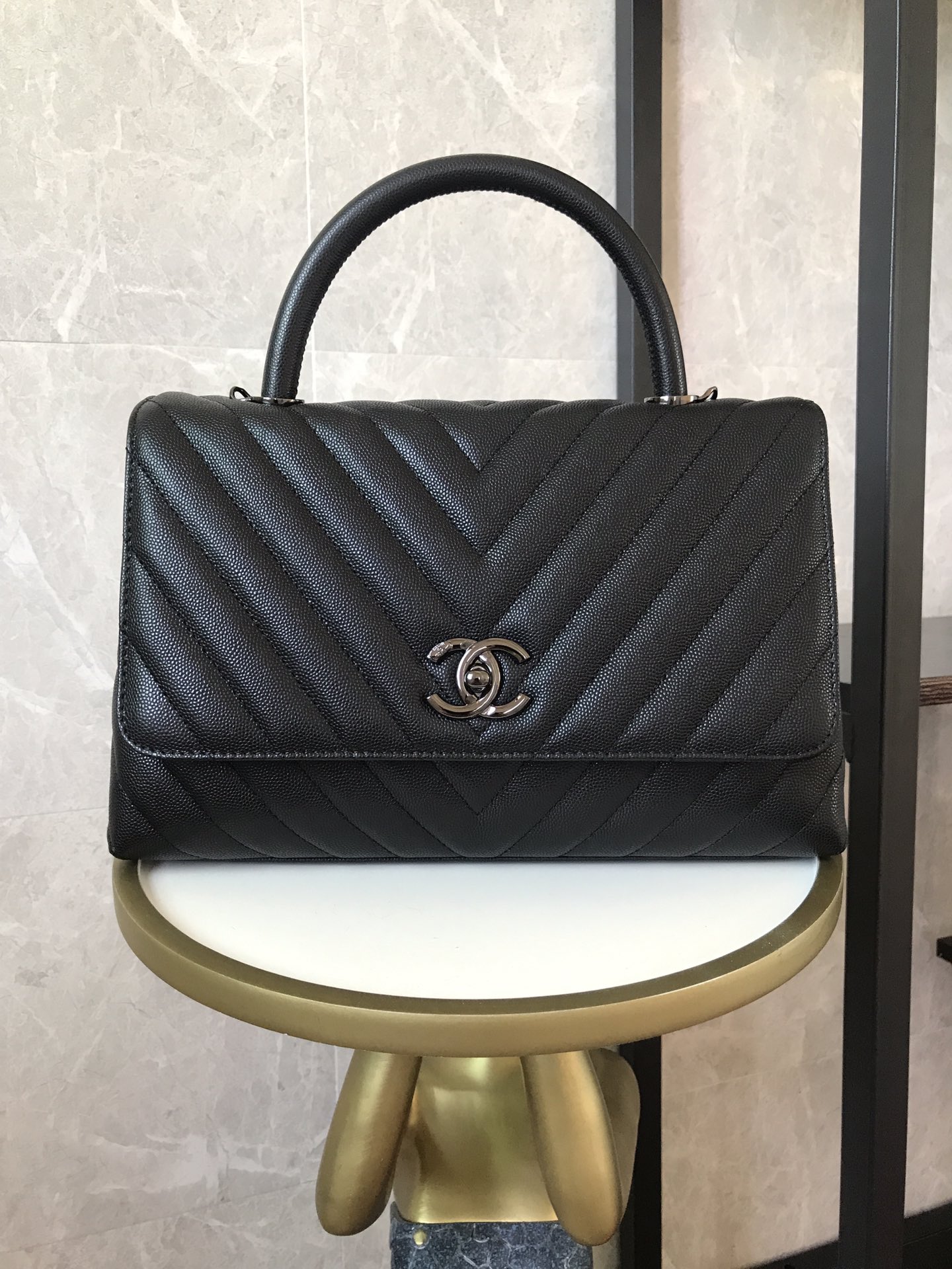 Chanel Cowhide handbag 92991 - 画像 (27)
