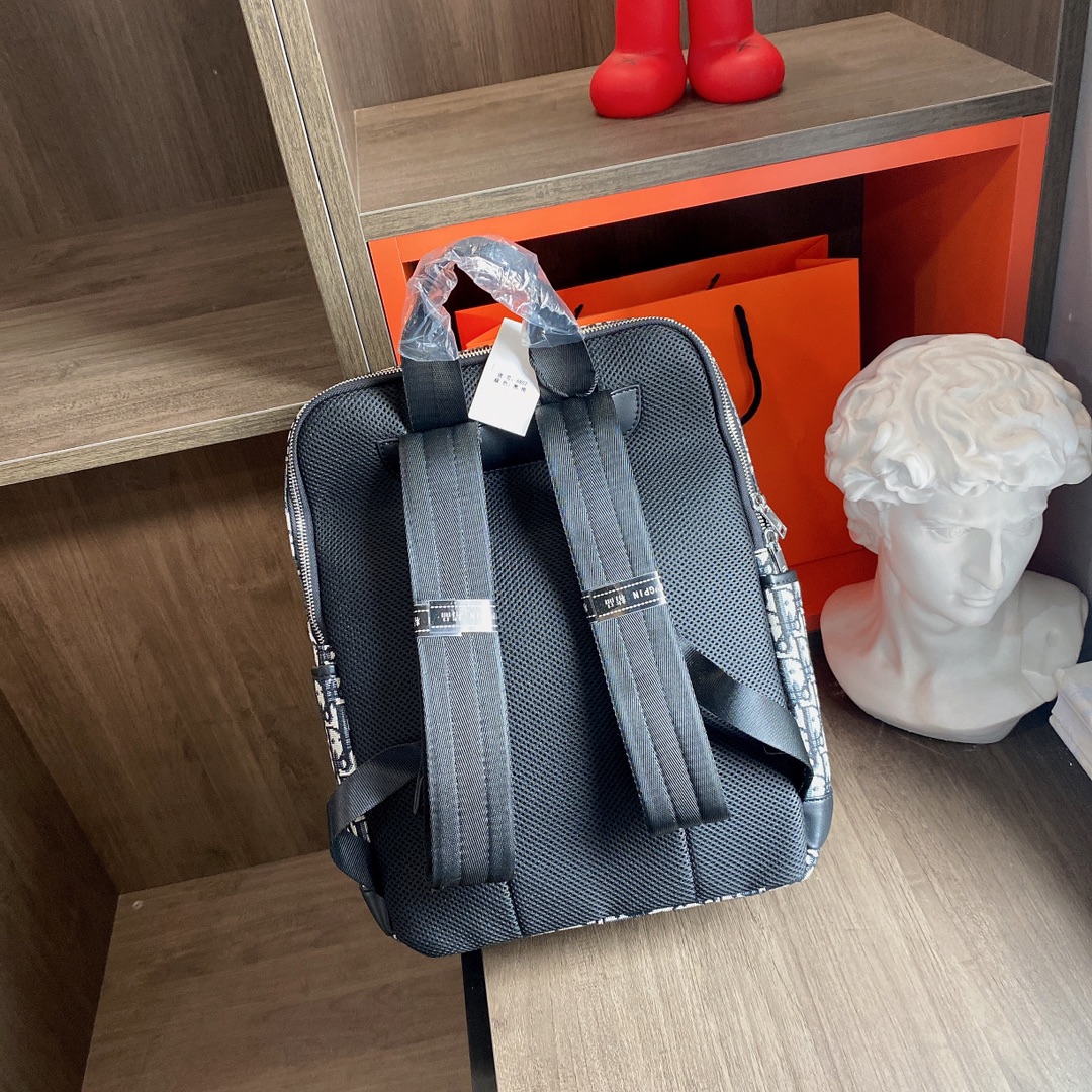 Dior ディオール バックパック 35x44cm - 画像 (6)