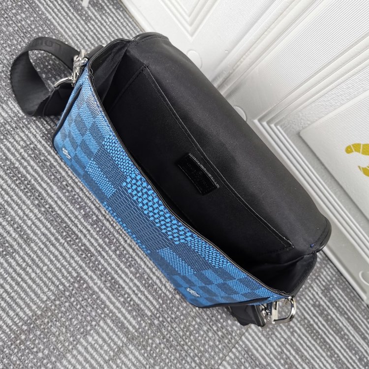 Louis Vuitton (ルイヴィトン) メッセンジャーバッグ 23.5x14x5cm - 画像 (22)