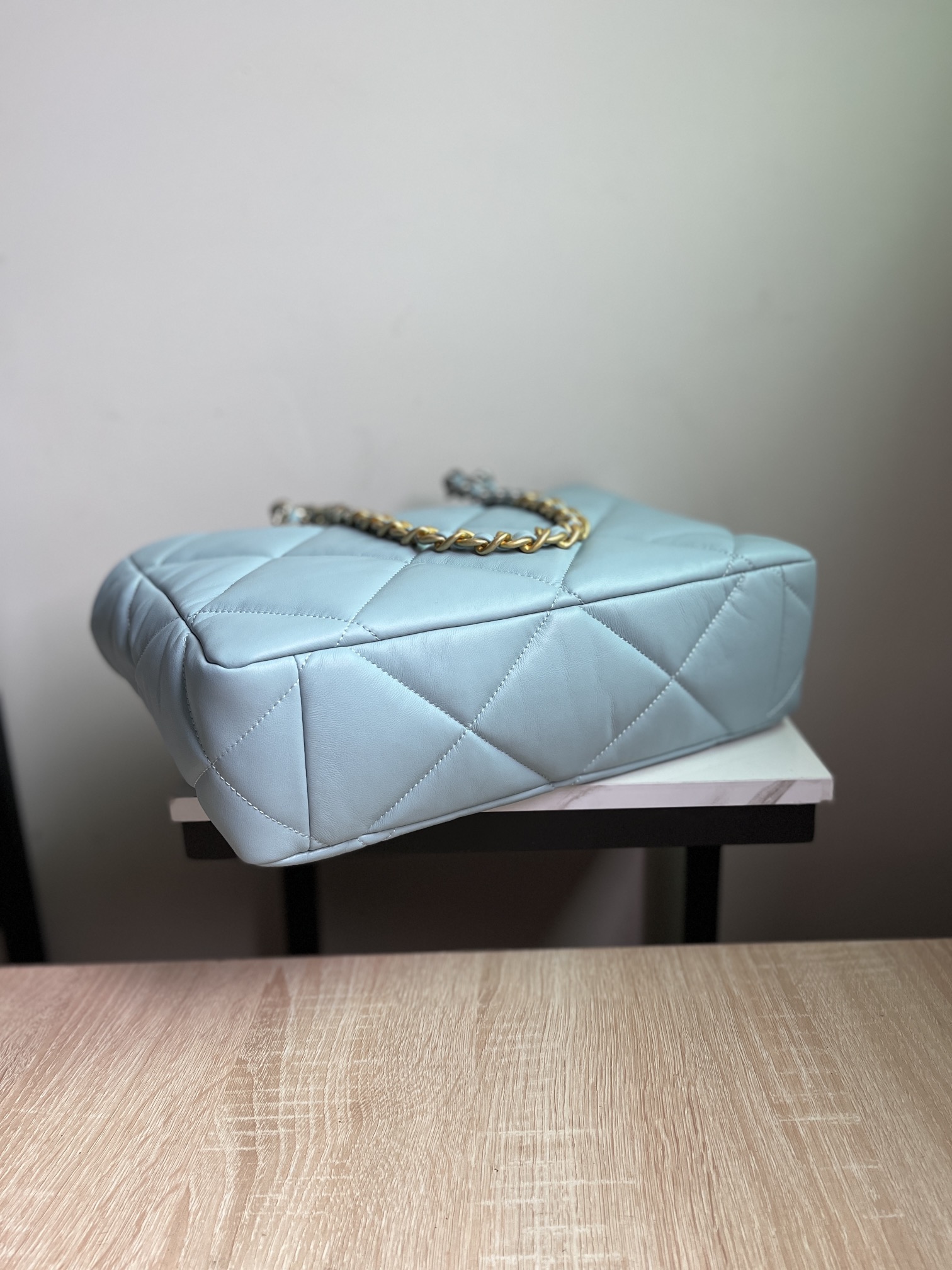 CHANEL 19 SHOPPING BAG 3360 - 画像 (6)