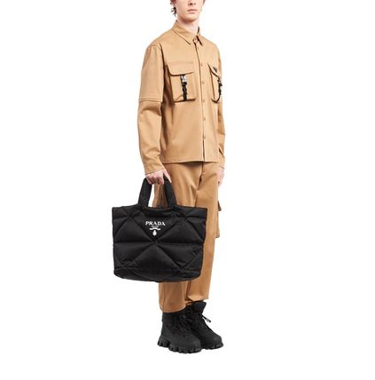 VERY雑誌掲載 PRADA 新作 パデッドRe Nylon トートバッグ-BUYMA - 画像 (10)
