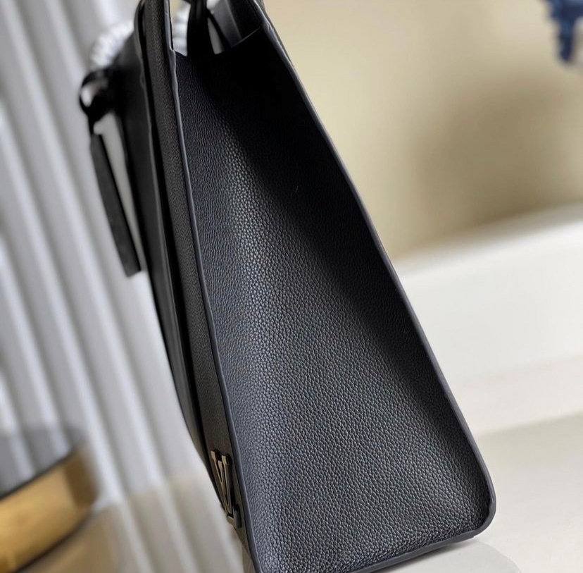 LOUIS VUITTON☆普段使いに最適☆ ルイヴィトン トートバッグ M57308 - 画像 (4)