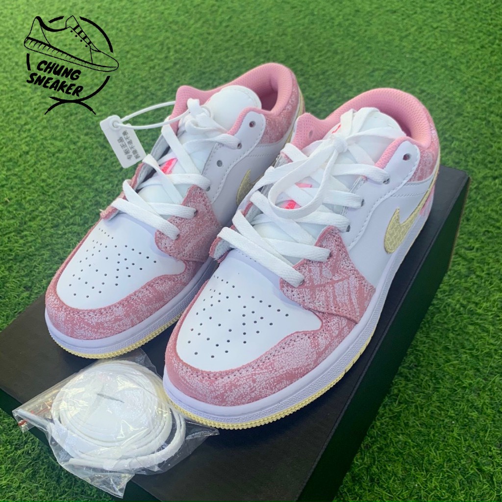 大人も履ける*NIKE Air Jordan 1 Low GS 'Strawberry Ice Cream' - 画像 (10)