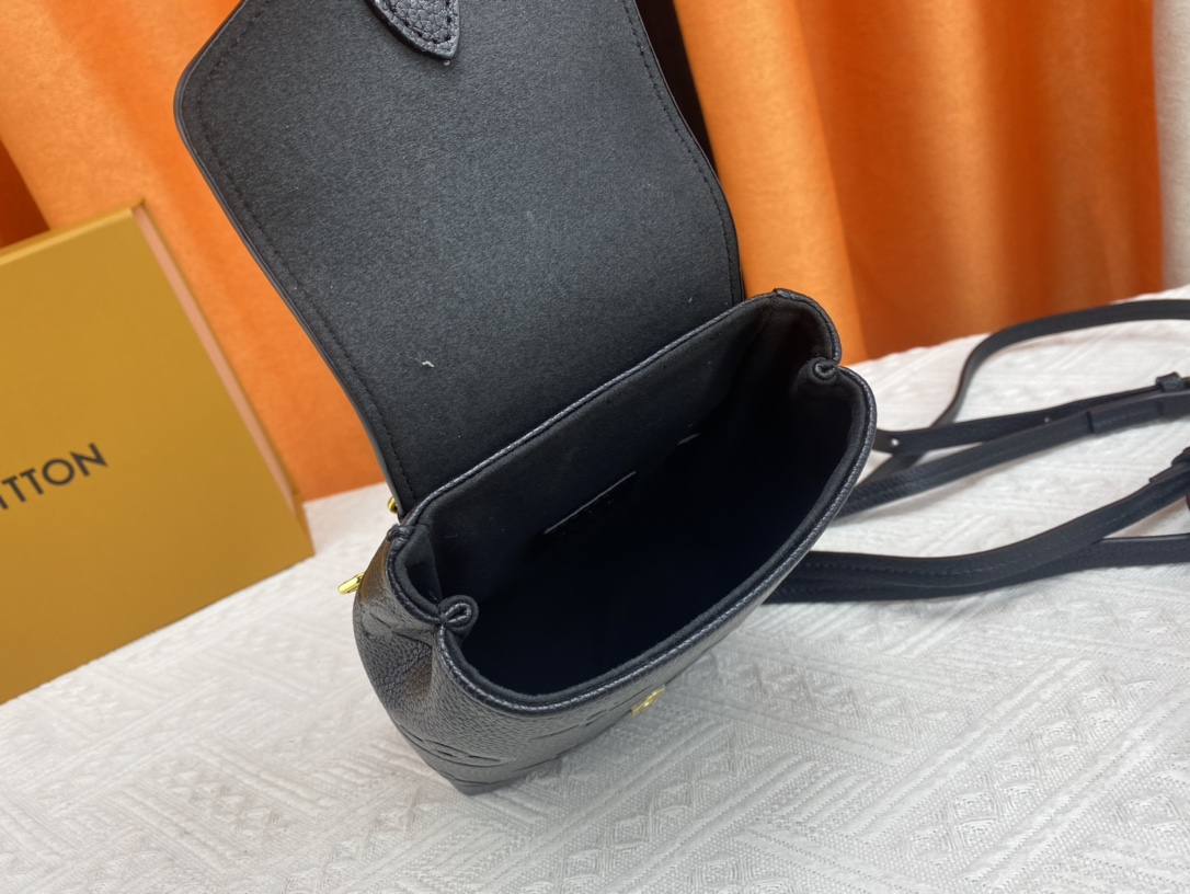 Louis Vuitton◇新しい小さなバックパックが発売されました M80738 80783 45764 81353 - 画像 (18)