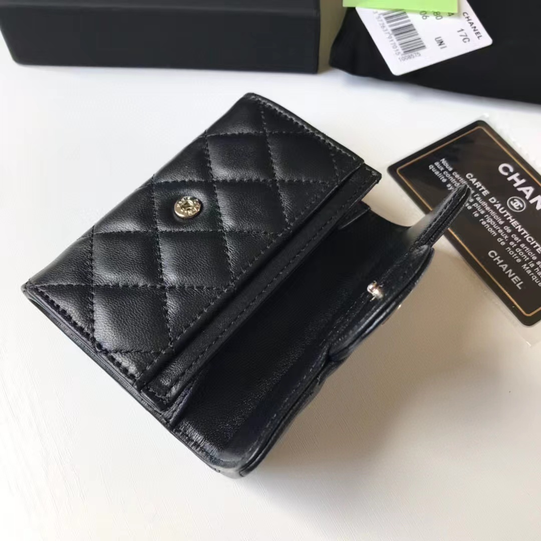 Chanel Classic Leather Wallet In Black - 画像 (8)
