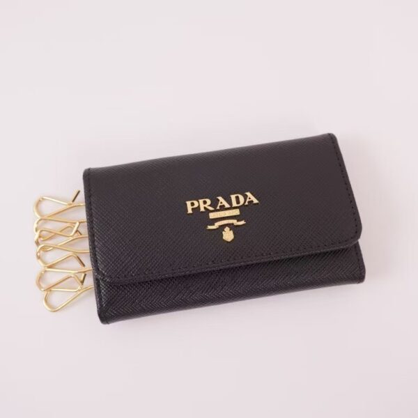 pradaプラダのキーバッグ