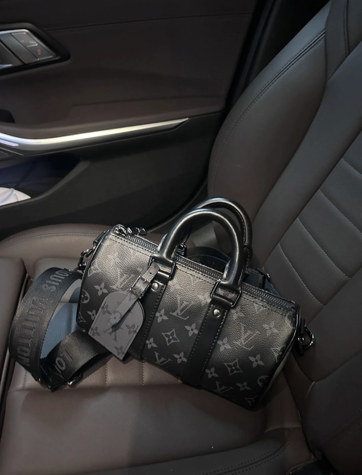 【コンパクトでお洒落♪】Louis Vuitton★キーポル・バンドリエール 25 M46271 - 画像 (5)