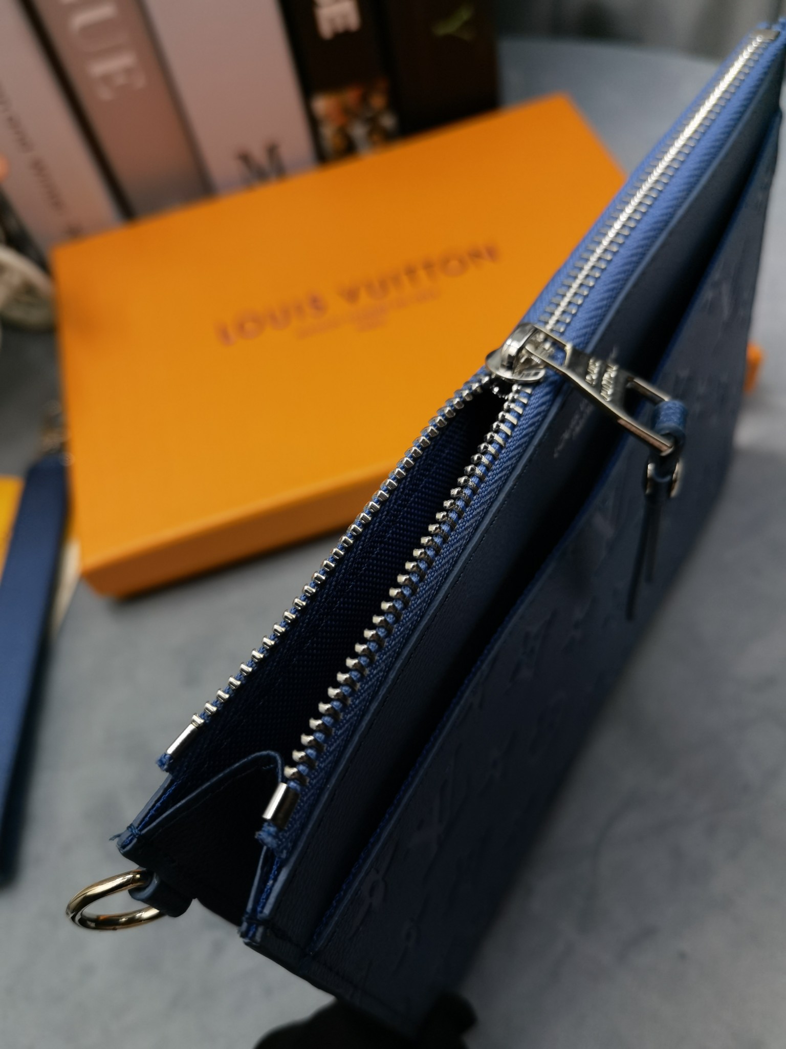 【LOUIS VUITTON】ポシェット・ヴォワヤージュ MM モノグラム - 画像 (6)