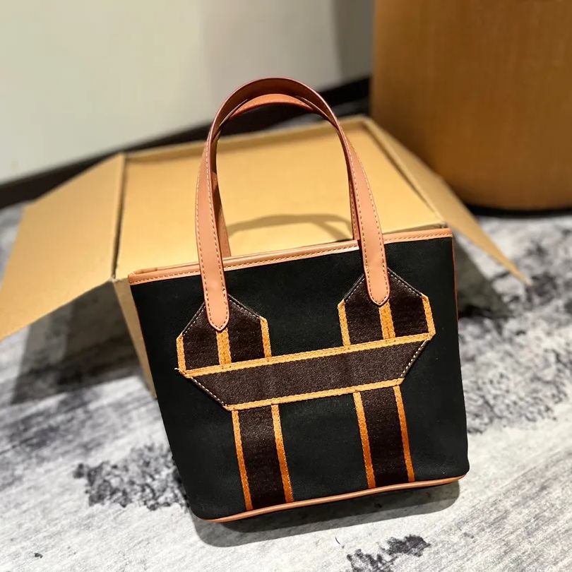 HERMES キャンバス製野菜バスケット - 画像 (29)