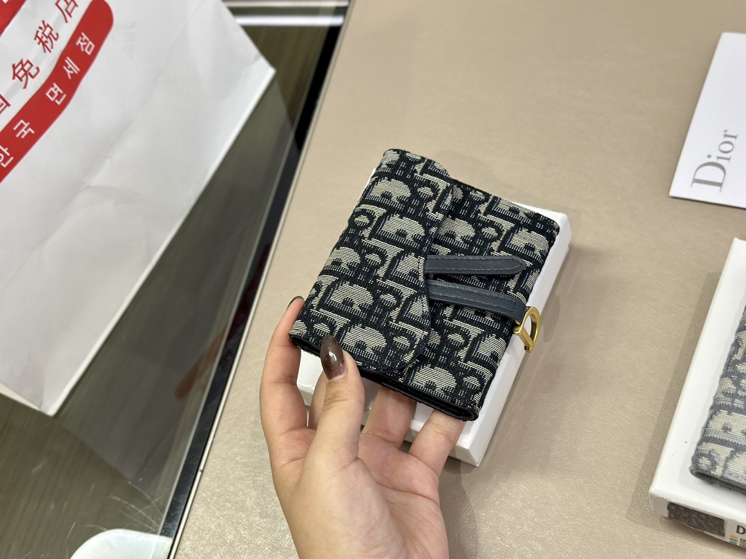 【DIOR】即発!DIOR コンパクトウォレット ミニ財布【財布】 - 画像 (2)