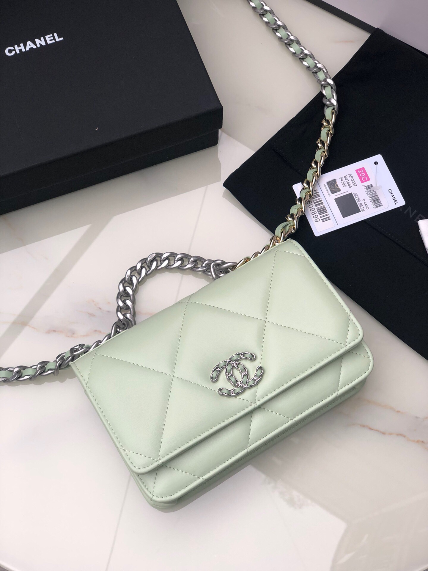 CHANEL 19 WALLET ON CHAIN 0957 - 画像 (10)
