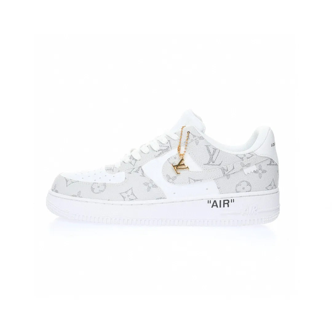 【日本未入荷】♪超入手困難LOUIS VUITTON X NIKE AIR FORCE1 ホワイトグレー【代金引換】 - 画像 (2)
