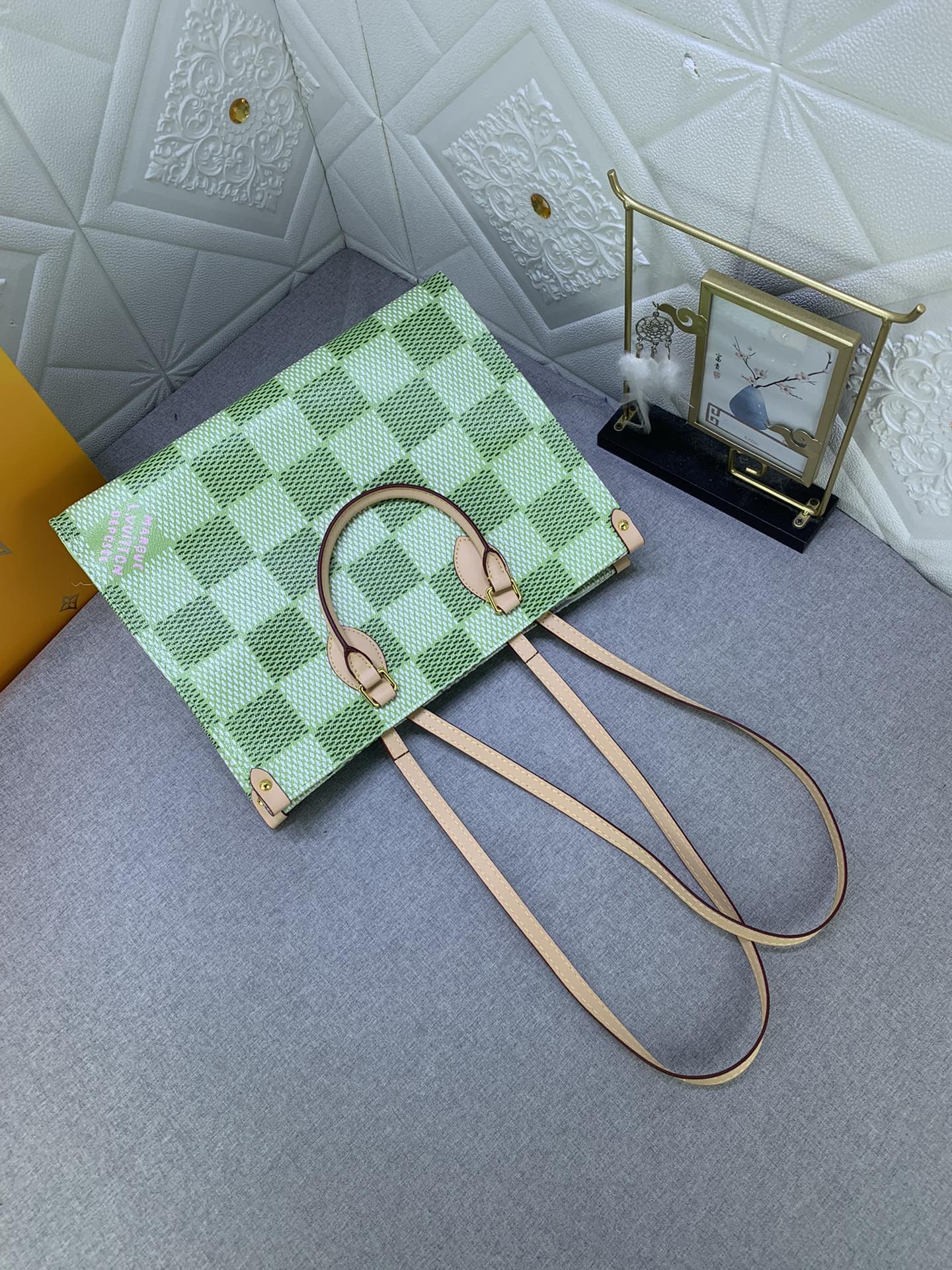 【LOUIS VUITTON】LV 新品ONTHEGO ミディアム ハンドバッグ - 画像 (14)