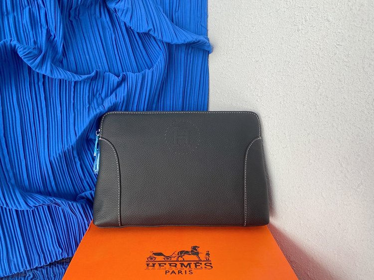 Hermes(エルメス) クラッチバッグ 28 x 17 cm - 画像 (4)