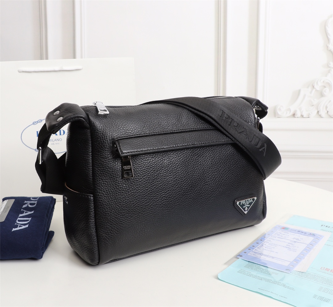 【PRADA 公式 旗艦店】プラダ 斜めがけバッグ 当日出荷 好評に付き再入荷!30*22*10CM - 画像 (4)